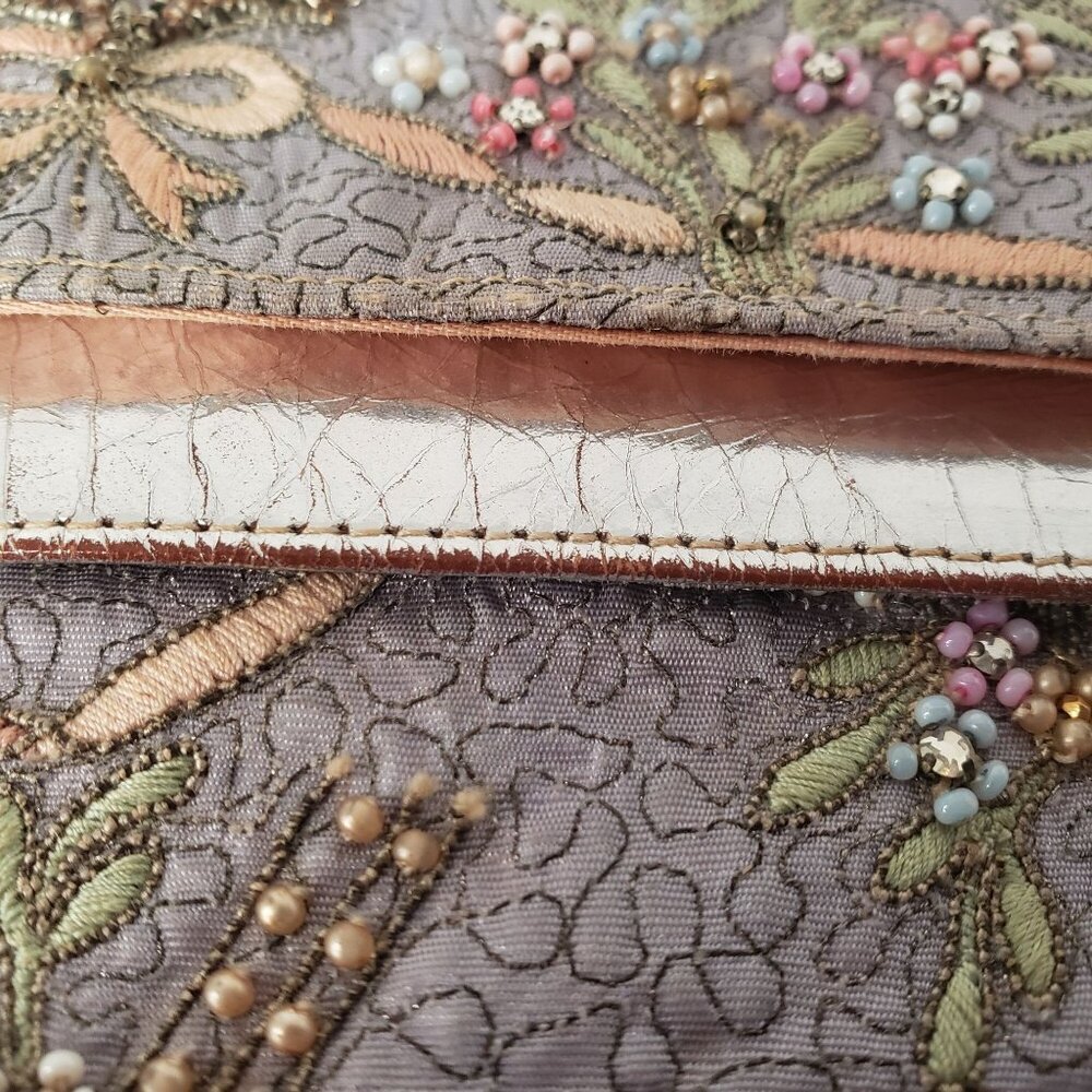 Marheta Beaded Embroidered Fold Over Hand Clutch Purse w/ pouch - Picture 5 of 16